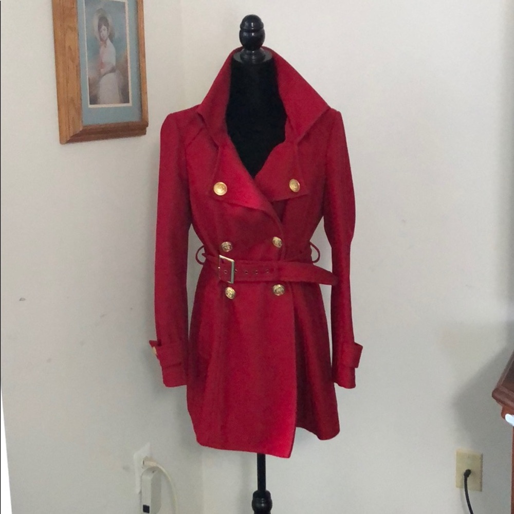 Size L Red peacoat